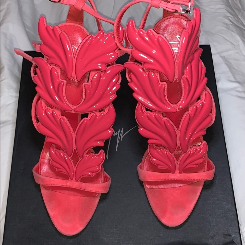 Giussepe Zanotti pink sandals